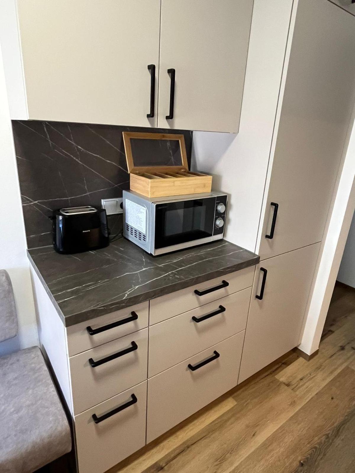 린츠 Luxury Sedda Bed, Nespresso, Netflix 아파트 외부 사진